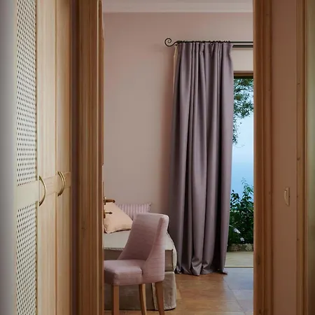 Awesome Lefkada - 2 Bedrooms - Kamothias - Great Sea Views - Fantastic Pool Terrace * Tsoukaladhes